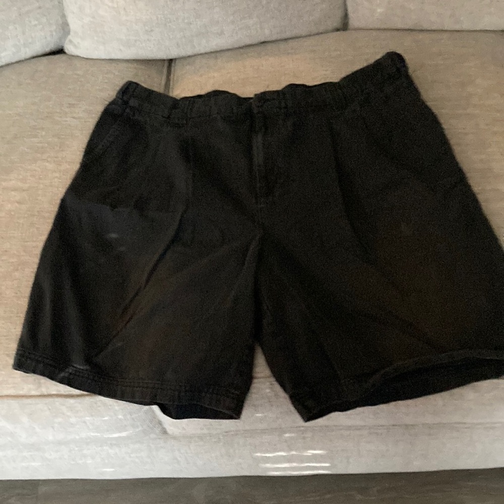Shorts pleated
